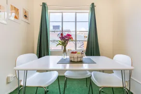 Charming 1BR Basecamp | Close to UofA - Image 5