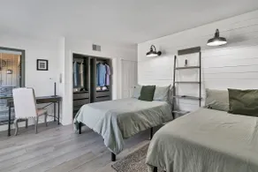 Greenside Getaway️! Walk to Clubhouse and Cradle! Panoramic Golf Views! - Image 3