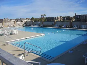 KH Escape! Pool+Tennis+Basketball+0.8 mi to Beach! - Image 4