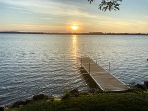 Scugog Waterfront Cottage , time to relax & unwind - Image 2