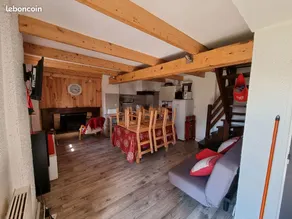 Charming Guzet chalet with fireplace, linen option - Image 3