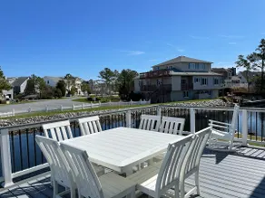 Waterfront Retreat | Dock, Kayaks, Walk to Beach - Image 4