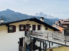 Cozy penthouse overlooking the Dolomites - Image 4