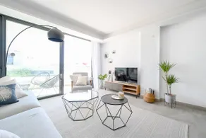 Seashell Infinity Luxury Apartment - Image 4
