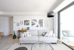Seashell Infinity Luxury Apartment - Image 2