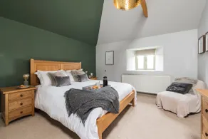 Bogee Farm - Image 2