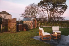 The Nooke at Bogee Farm - sleeps 2 guests  in 1 bedroom - Image 5