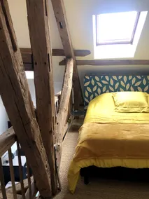 Superb Duplex located in a medieval abode - Image 3