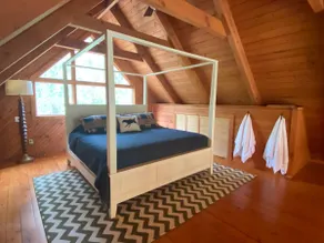 Secluded and Stunning Lodge - Hot Tub, Hiking - Image 2