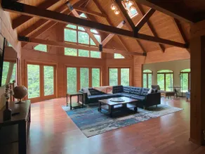 Secluded and Stunning Lodge - Hot Tub, Hiking - Image 3
