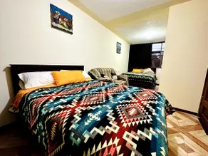Spacious 5BR Apartment Near Plaza de Ponchos! - Image 5