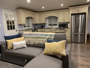 Cottage Retreat in Tiny - Image 4
