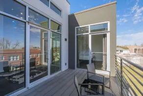 Skyline-Blick Modernes 3-Ebenen Apartment in der Innenstadt OKC #B - Image 4