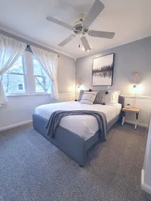 Cozy Beachtown Bungalow perfect for any getaway - Image 4