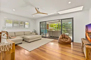 Listening to waves at New Brighton 'Beach House' - Image 4