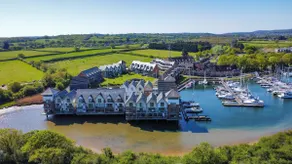 Olive House- 4 bedroom property on the harbour! - Image 2