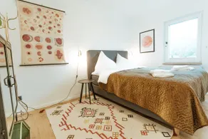 Large apartment directly on the sea with hot tub & sauna - Image 3