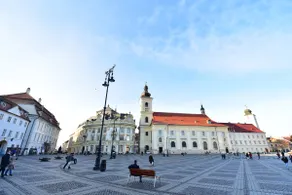 Sibiu Main Square Apartment - Image 4