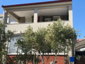House with garden close to Alaçatı center - Image 5
