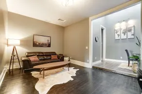 Historic 2 bed, 1 bath loft in Uptown Marysville. - Image 3