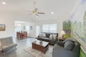Pinehurst FORE-Bedroom Ranch with Golf Garage & Fenced Large Yard - Image 2