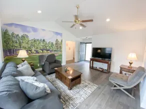 Pinehurst FORE-Bedroom Ranch with Golf Garage & Fenced Large Yard - Image 3