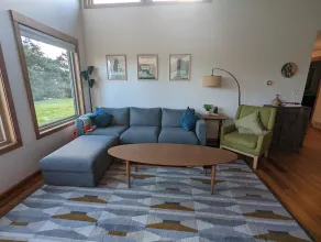 Downtown retreat with hot tub, & beach steps away - Image 5