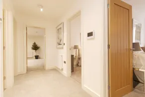 Brand New! Contemporary 2-Bed Apartment in Coventry - Image 4