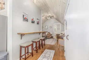 Loft at the Country Store! Unique Southern Stay! 1bed, 1bath - Image 5