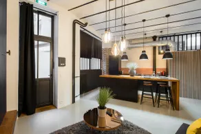 Modern parisian Loft near multiple subway lines - Image 2