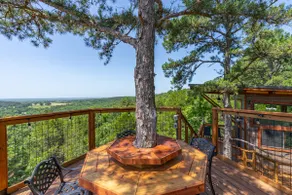 Modern High End Cabin #3 on Horsehead lake with private viewing tower - Image 3