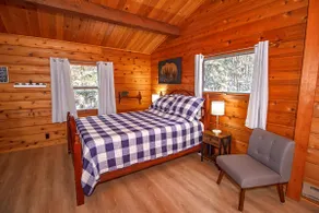 Cozy Cedar Cabin 8 Min to Mt Snow - Image 5