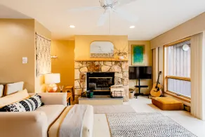 Stunning Views • Bright 2BR • Pool • Near Farm • Lakes • Farm - Image 2