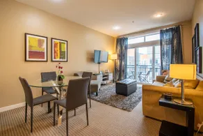 Serene 1 Bedroom Condo in the Heart of Seattle! - Image 4