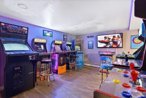 Preble Hills Oasis/Indoor Court/Hot Tub/Arcade - Image 3