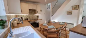 Wild Spa Cottage - Image 4