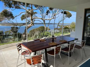 Stunning Kangaroo Island beach house 180° sea view - Image 2