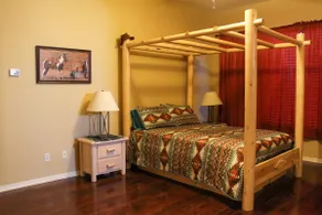 Jacuzzi/Pool, 5 BR, 1 Acre & Desert Access! - Image 3