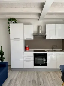 3rd floor apartment - Image 2