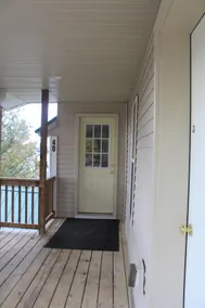Private & Comfy Apt downtown Cedar Spring - Image 4