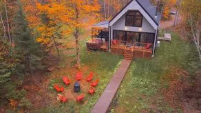 Chalet de La Falaise by the water! - Image 4