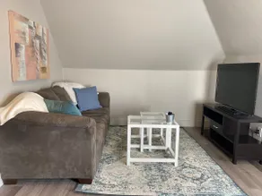 2BR Denver Retreat — 98 Walk Score + Free Parking - Image 2