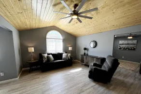 Cozy Cove Cottage - Image 2