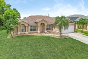 Spacious, Clean, free Heated Pool, Infant friendly - Image 2