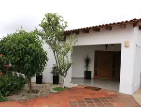 Enjoy La Casa de Doña Lola, with family, friends - Image 2