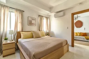 Modern King Size Bed Condo with Pool by Agora Mall - Image 5