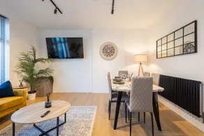 The Withington-Close To Christie & City Centre - Image 2