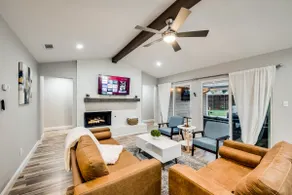 Two Game Rooms with Hot Tub - Image 5