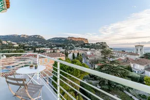 Indigo-Calm, spacious, stunning views 2 terraces - Image 4