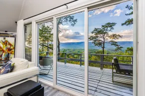 Lux Views of Virginia Mountains, 3 King, 2 Twin - Image 2